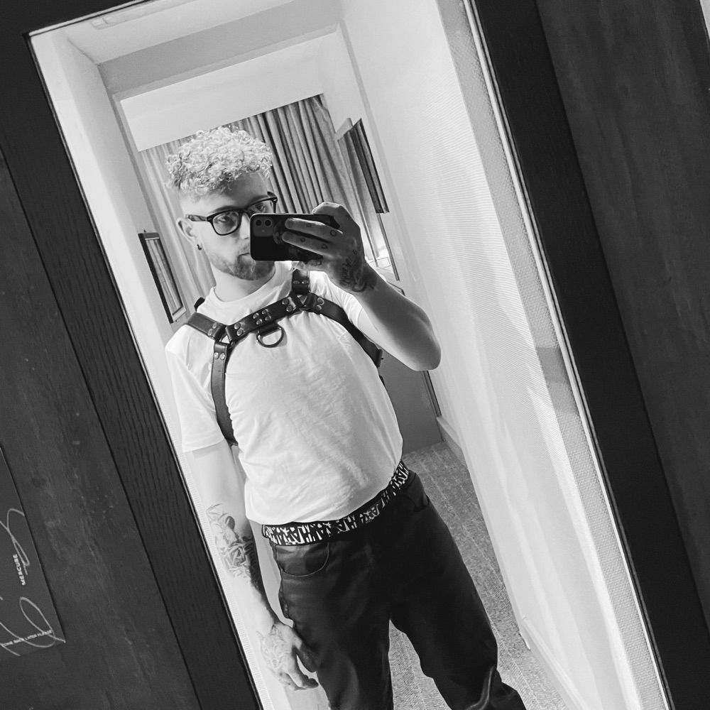 Bondageboi 😈