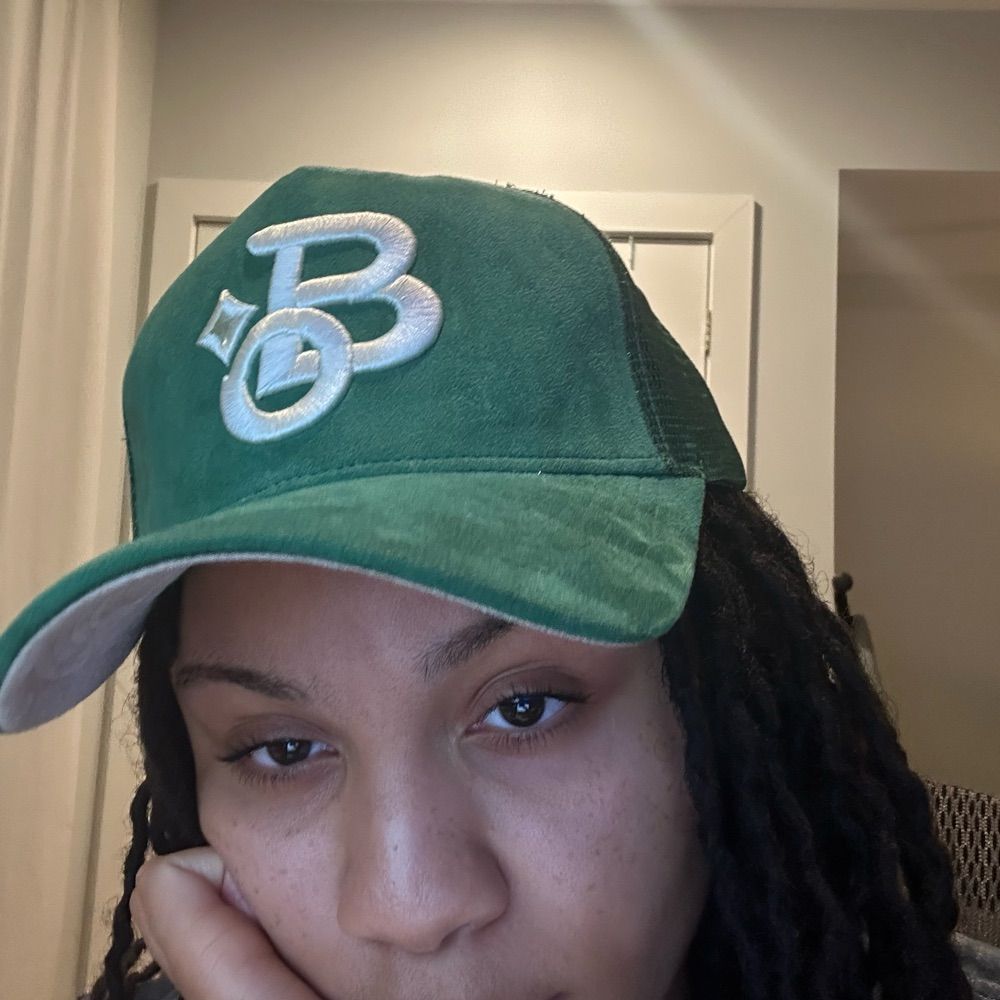Ms. Secure the Bag 💰