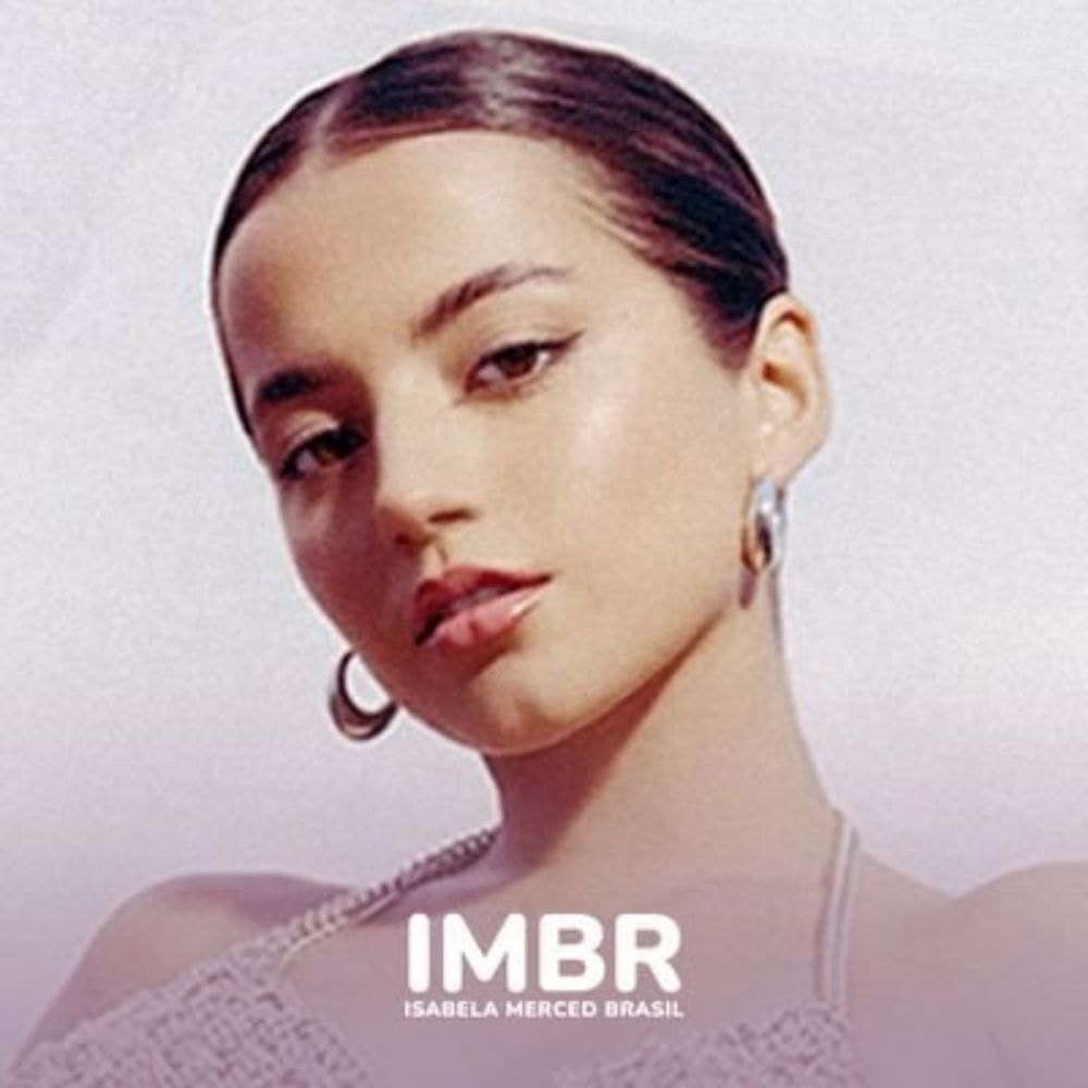 Isabela Merced Brasil