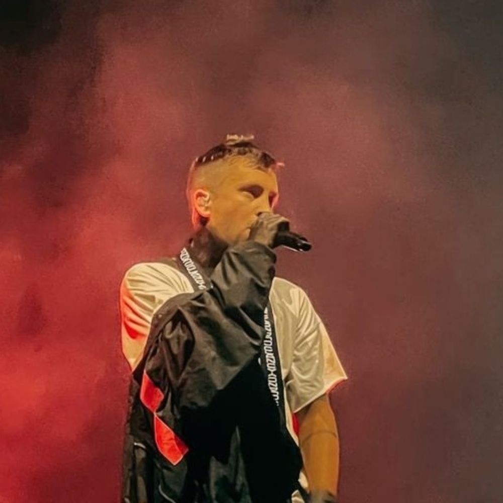 Junior