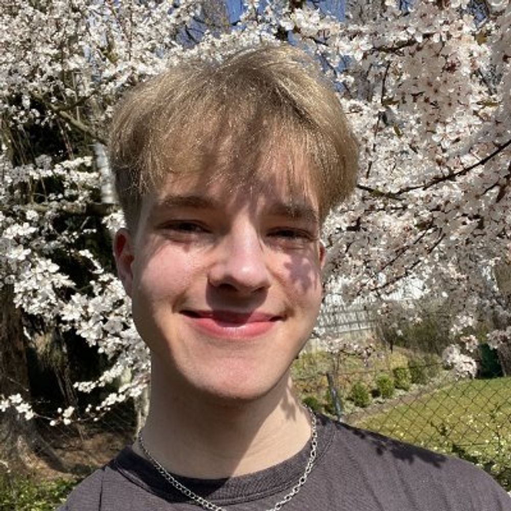 Alex Weichart