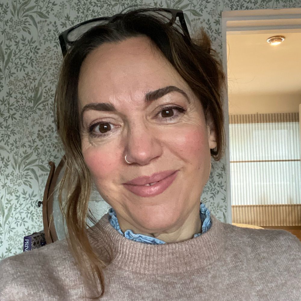 Caro Davies