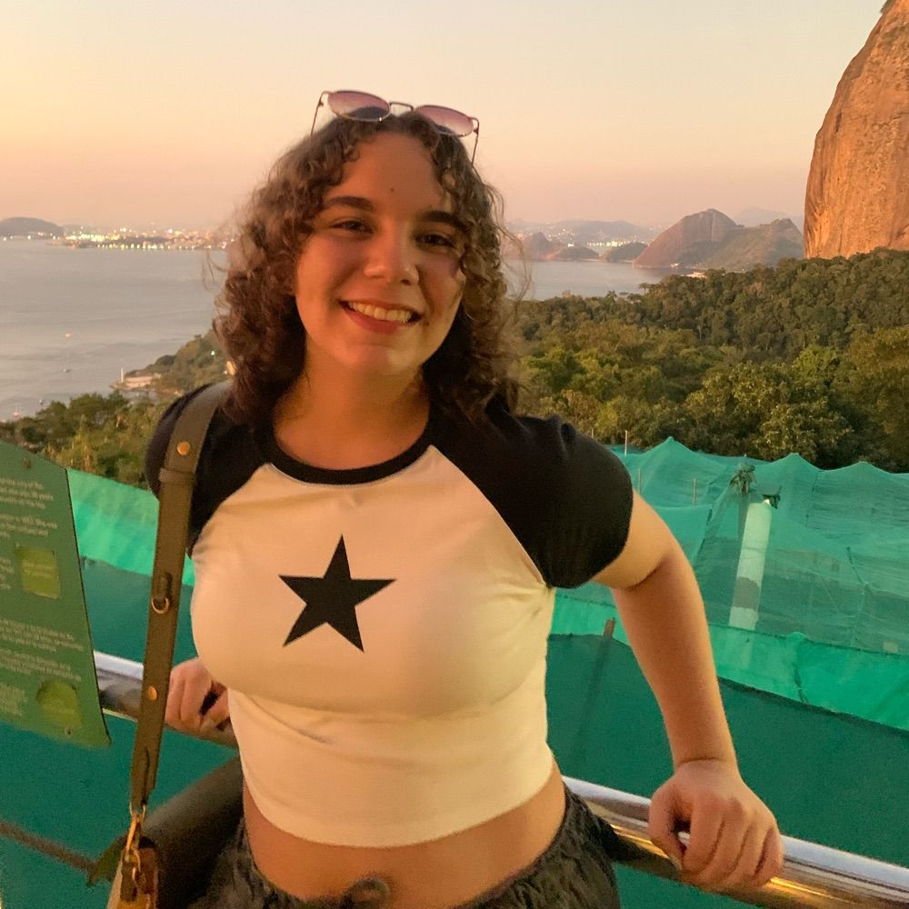 Clara Alves 