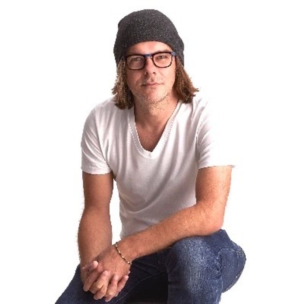 Sylvain Neuvel