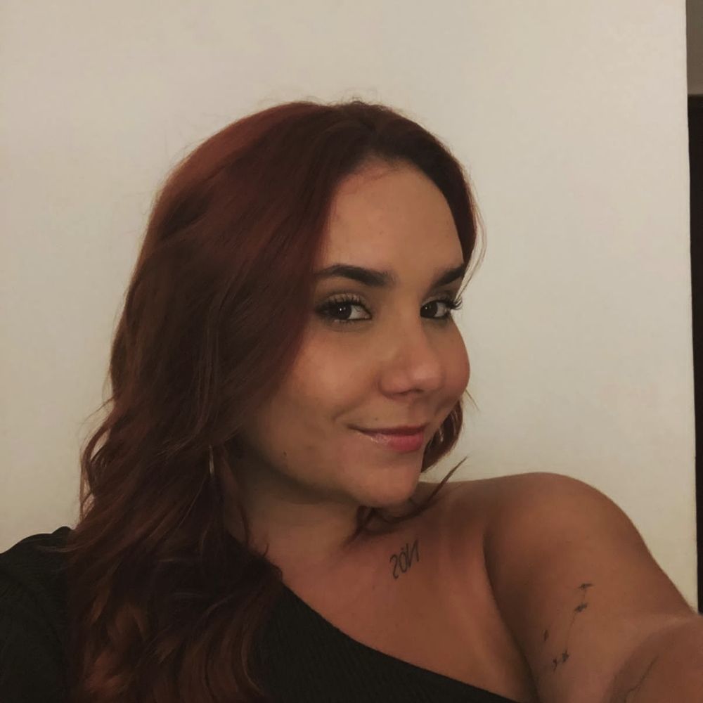 Amanda Alves 