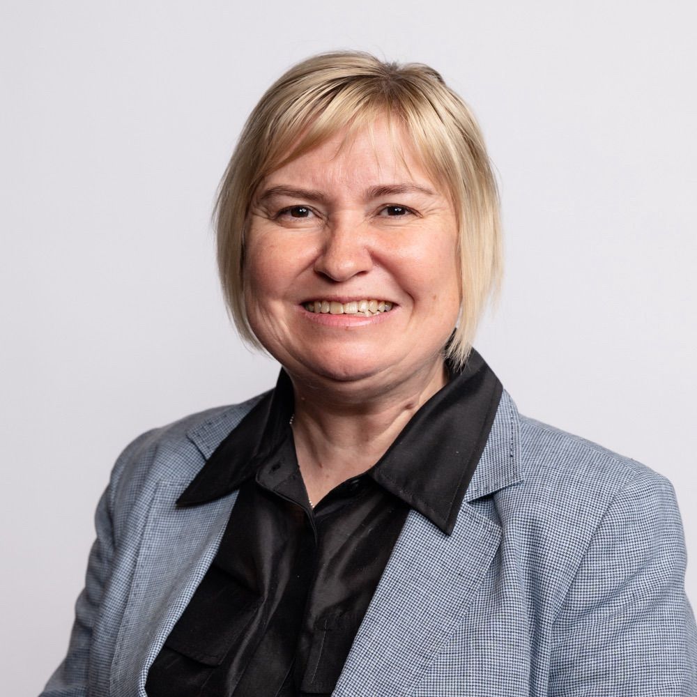 Lisa Hall
