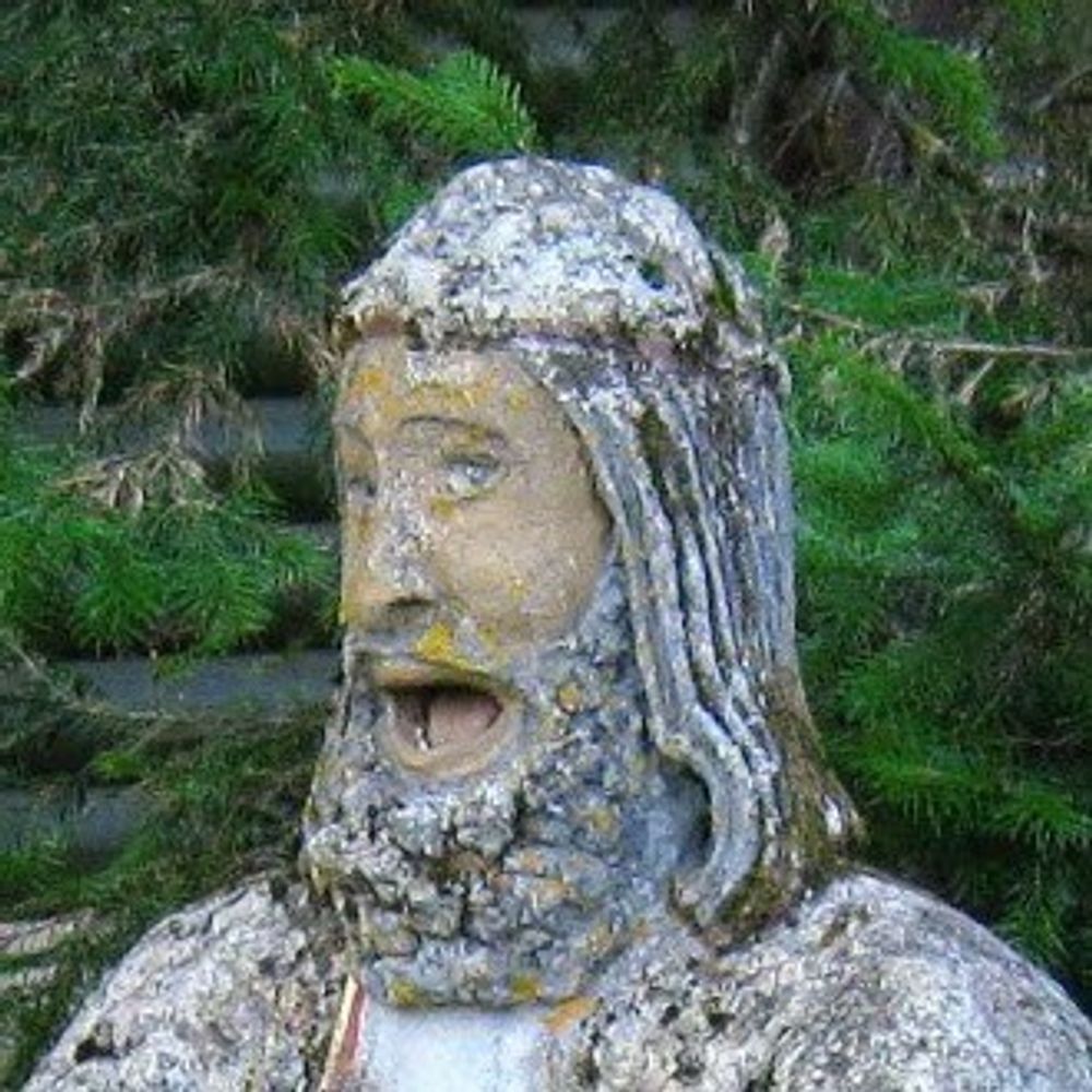 Arkta Bubo
