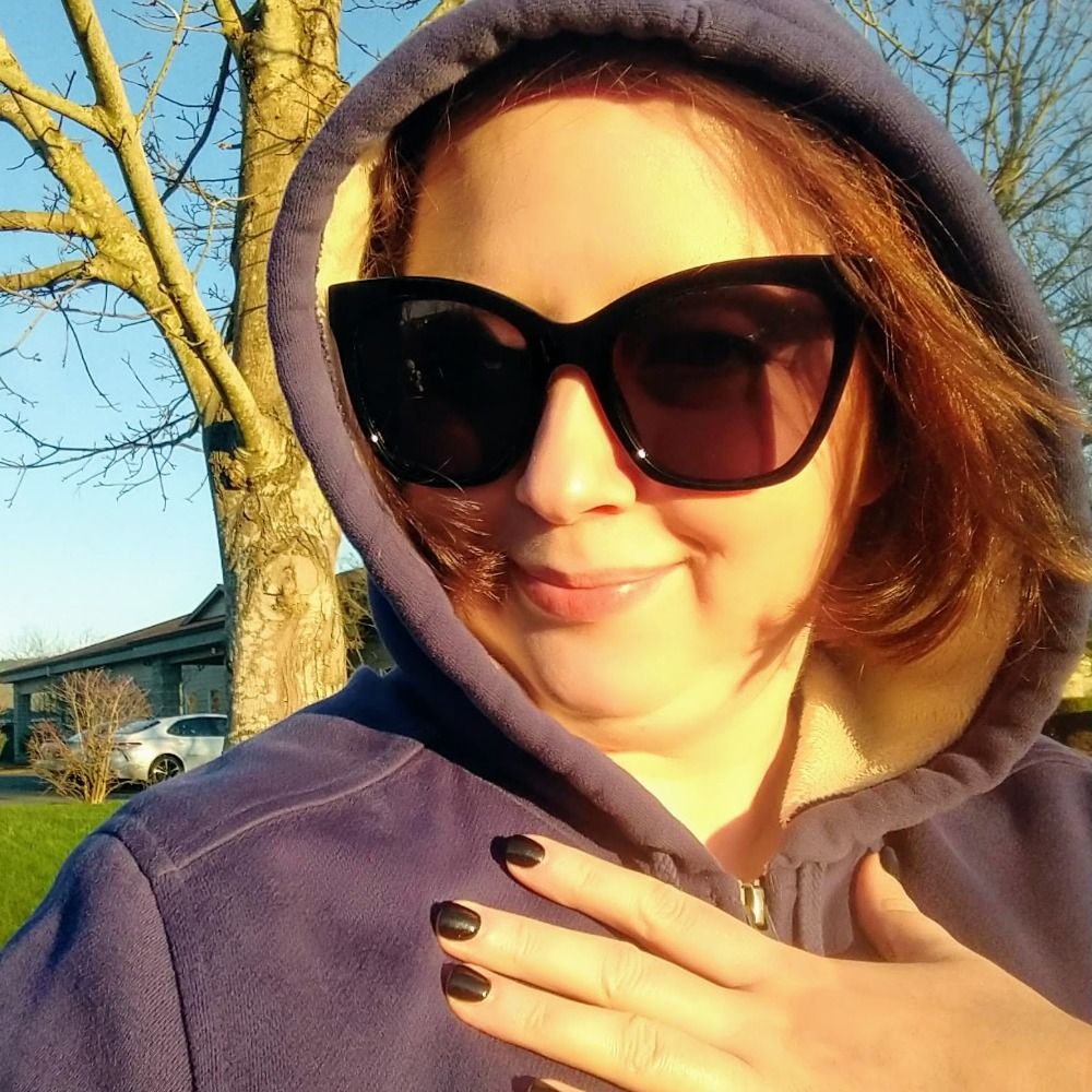 Laura Rye writes mm romance