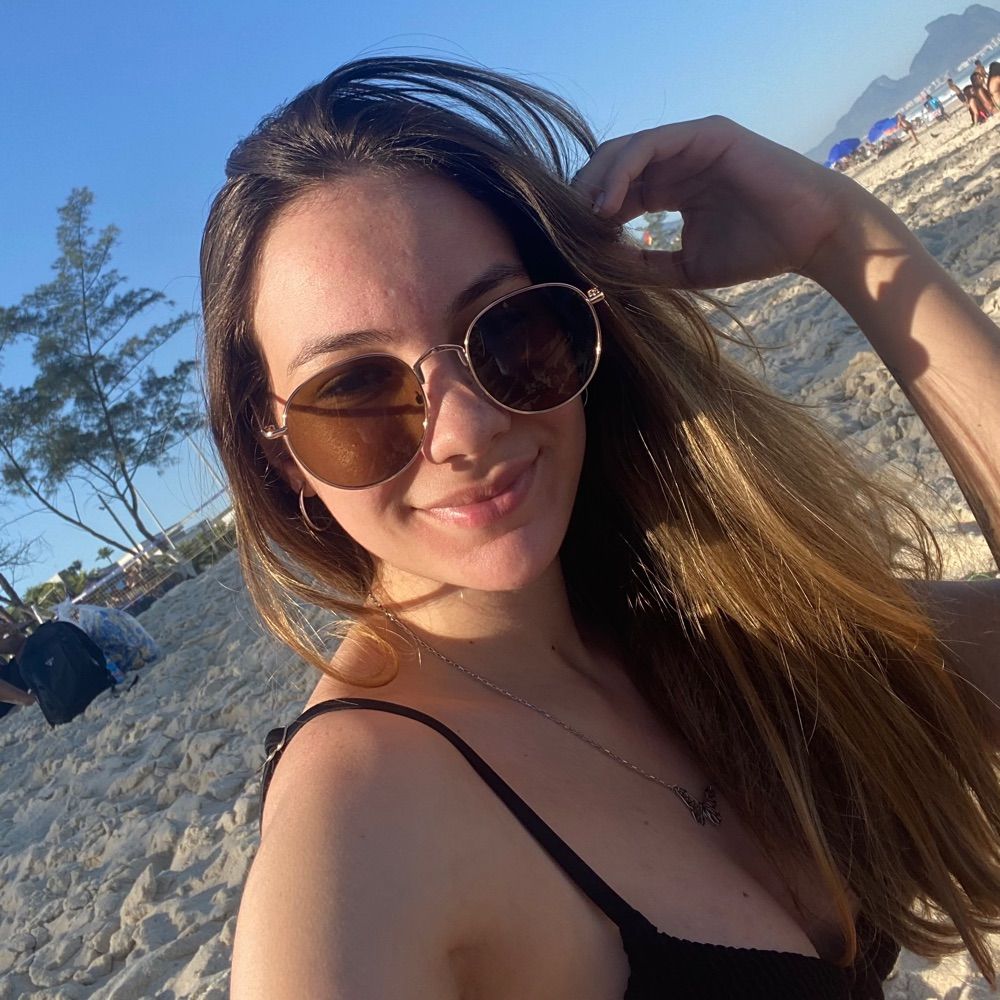 leticia de la cruz ♡