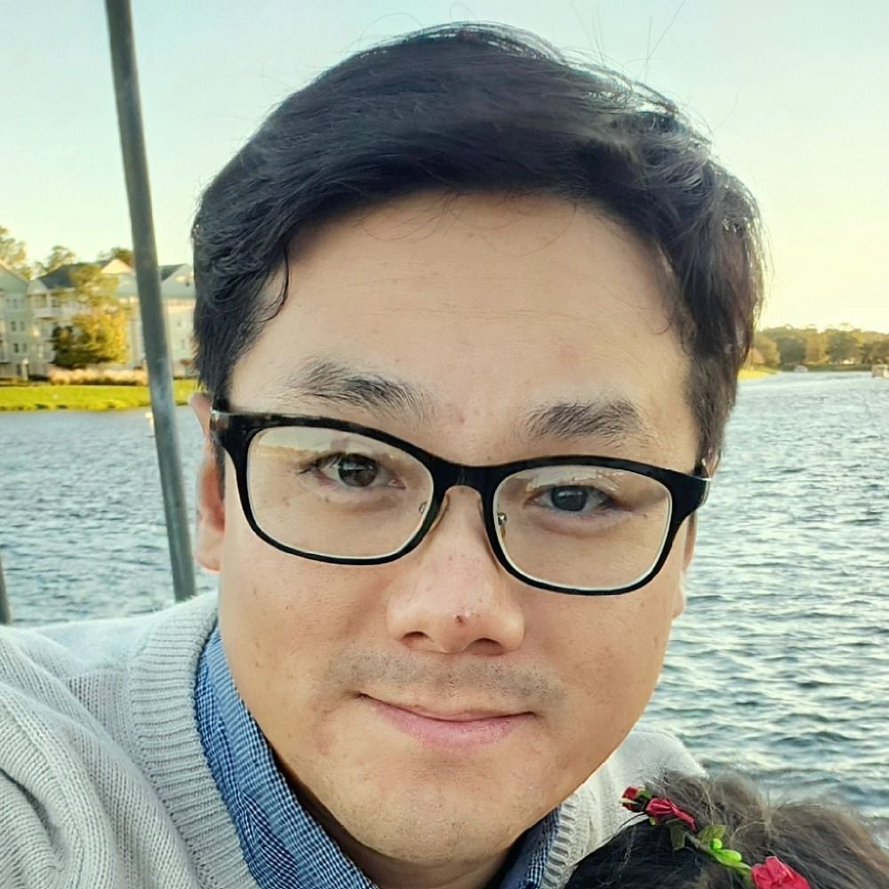 Gwonjin Lee