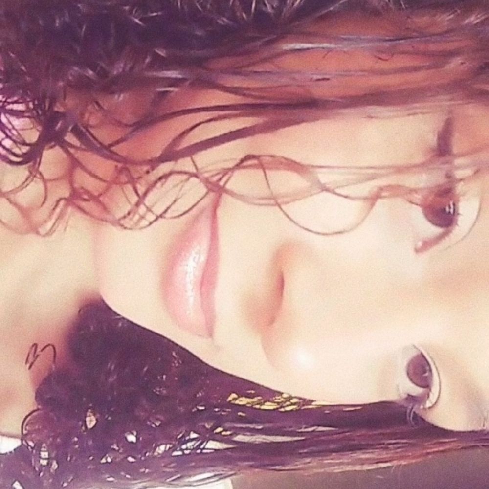 lara kauanny