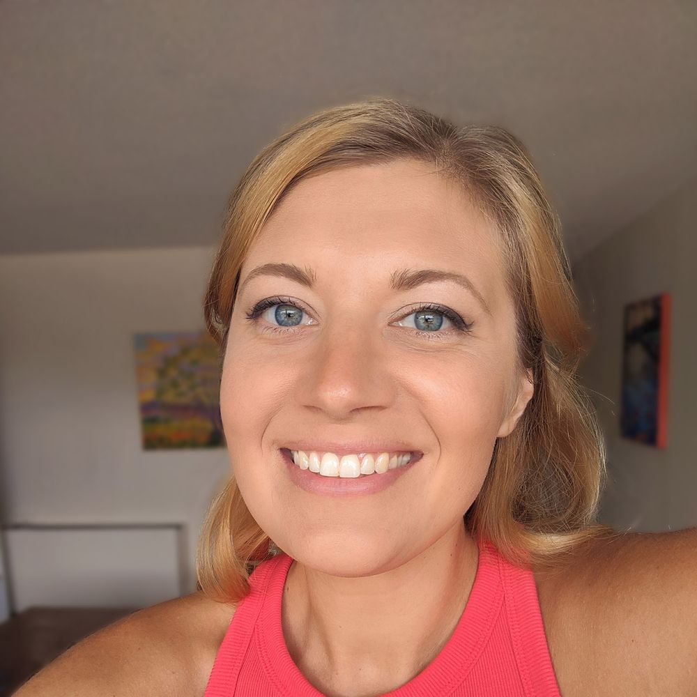 Emily J Allen