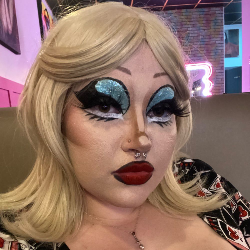 ✨MONDAY MUNSTER🖤