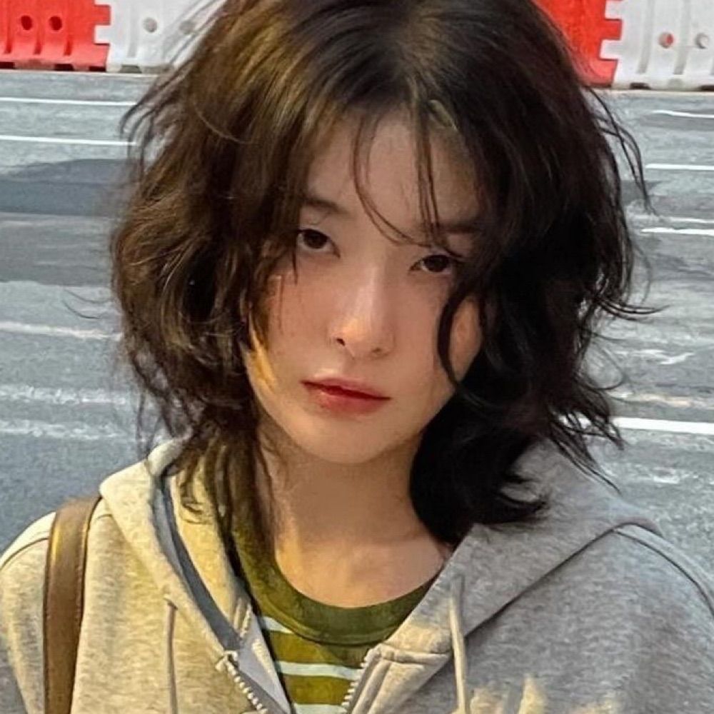 ali ᶻ 𝗓 𐰁