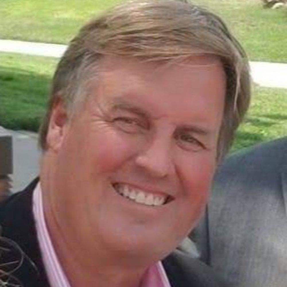 Derek McIntyre