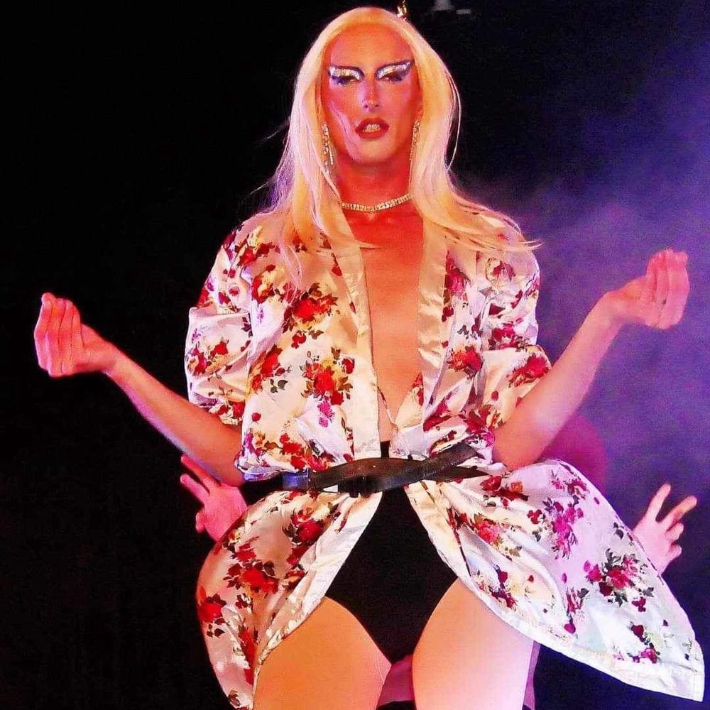 Tata Donna