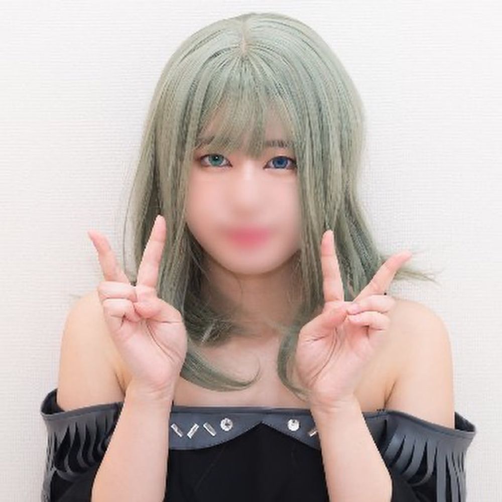 おふコス@コスプレ垢