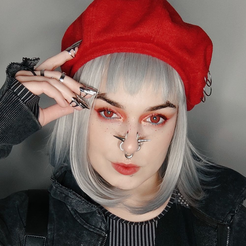 Aleksandra "Sandy" Wróbel
