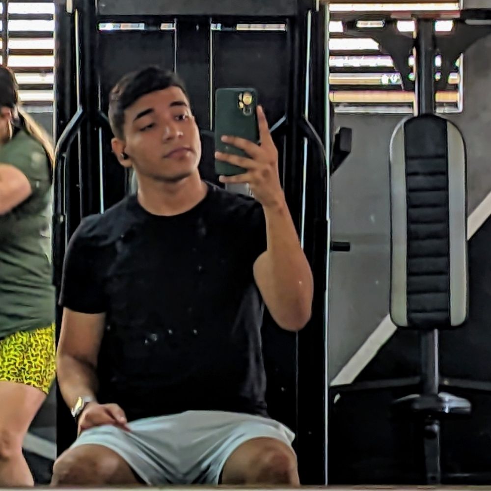 Kelvin Leal 