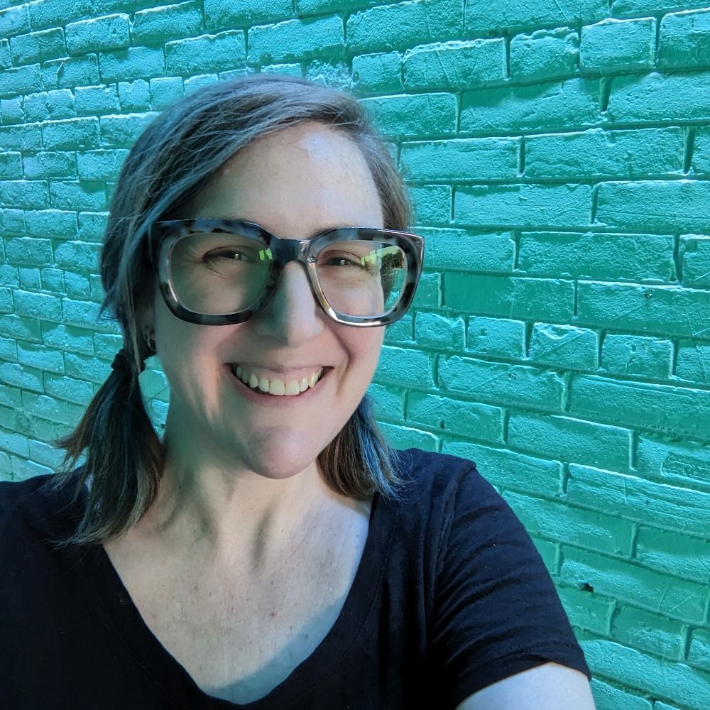 Tanya Gold | Editor & Translator 💕📚 (they/iel)