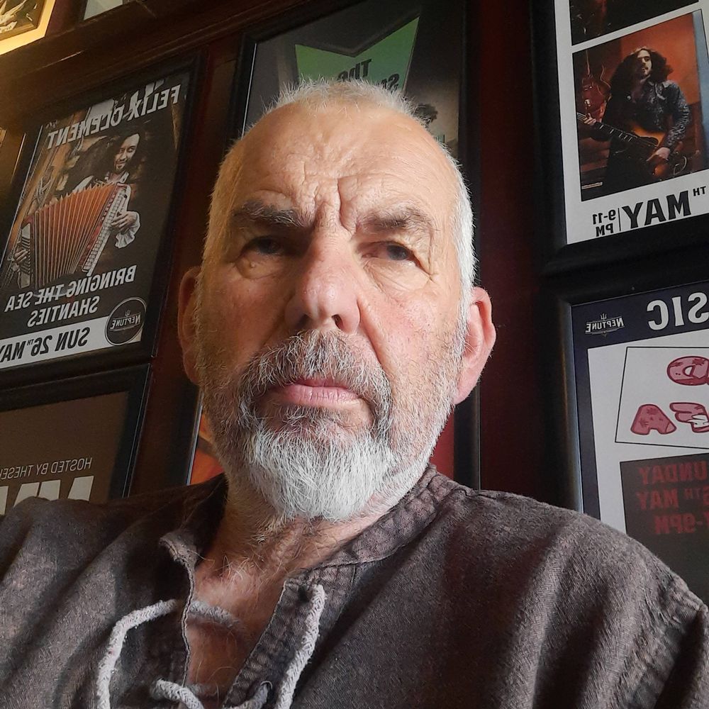Mick  Ayres 