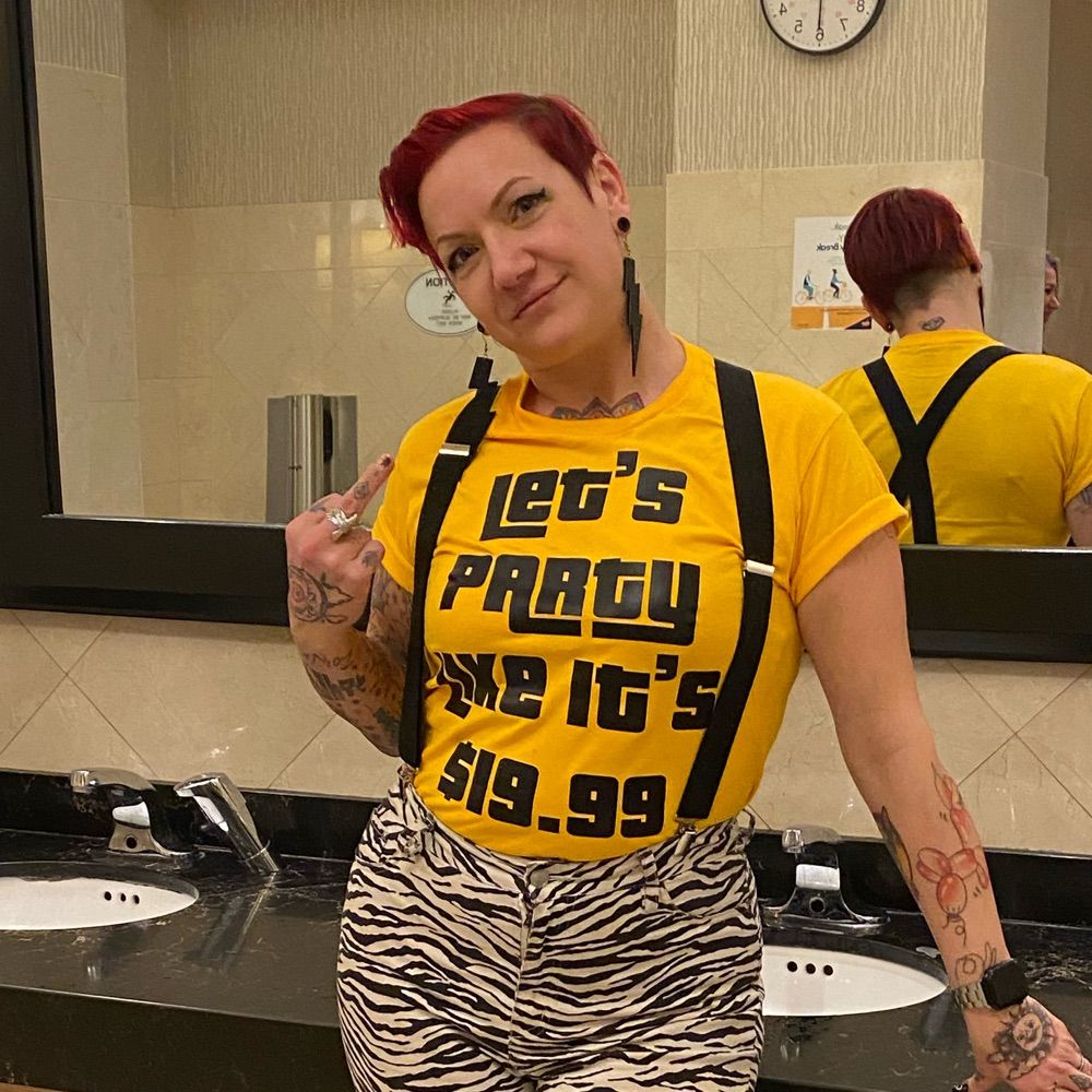 Cherri Nova 🖤🏳️‍🌈✨🏴‍☠️