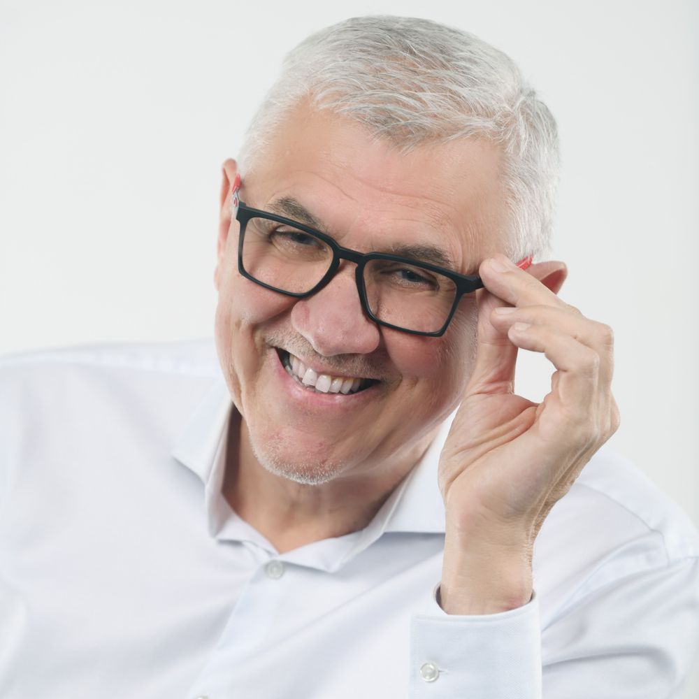 Adrian Kezele