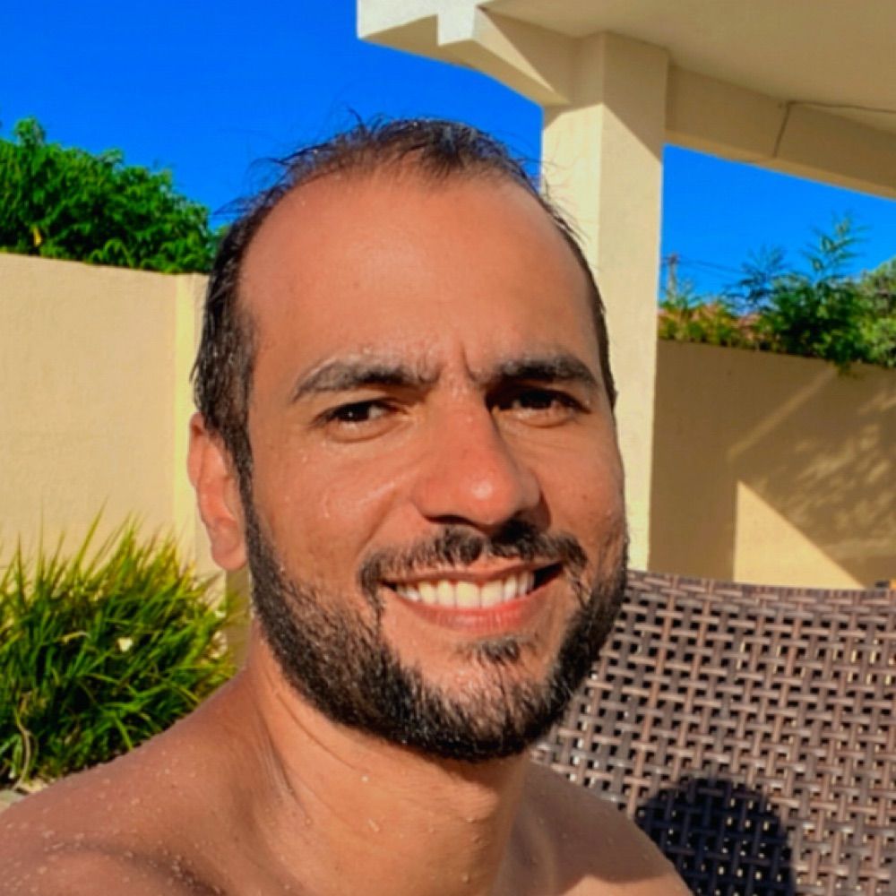 Valdir Oliveira