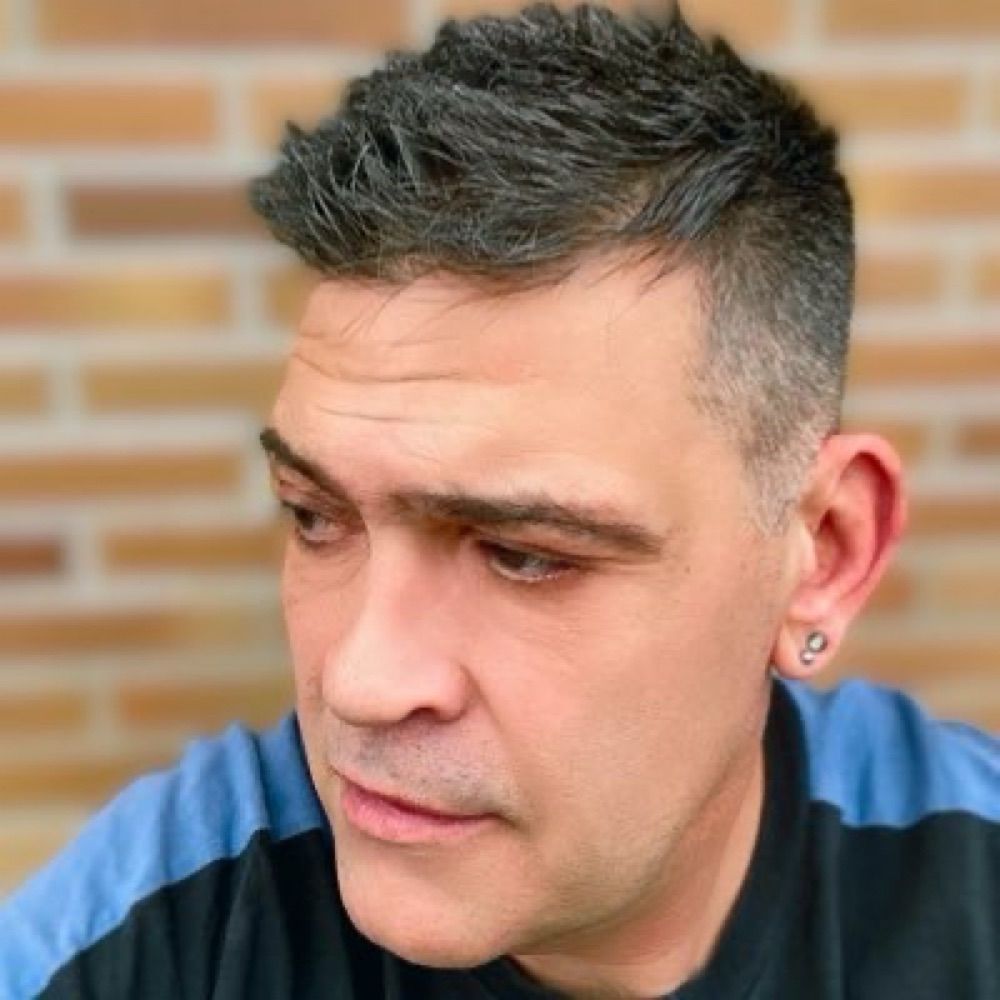 César
