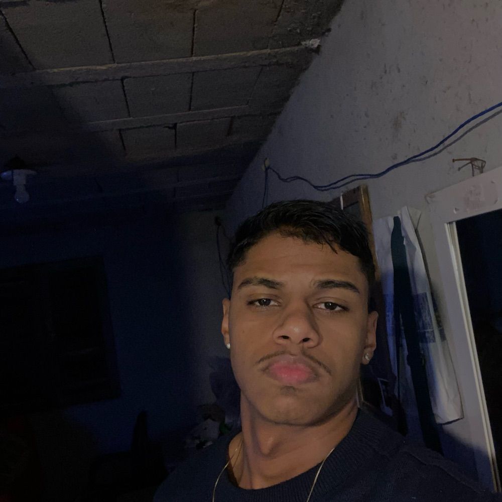 r sem love