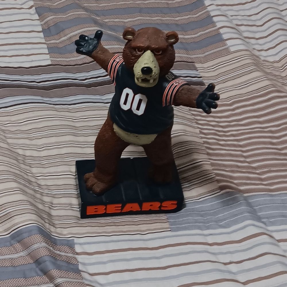 Bears Hoops and Aces- Matt Hill
