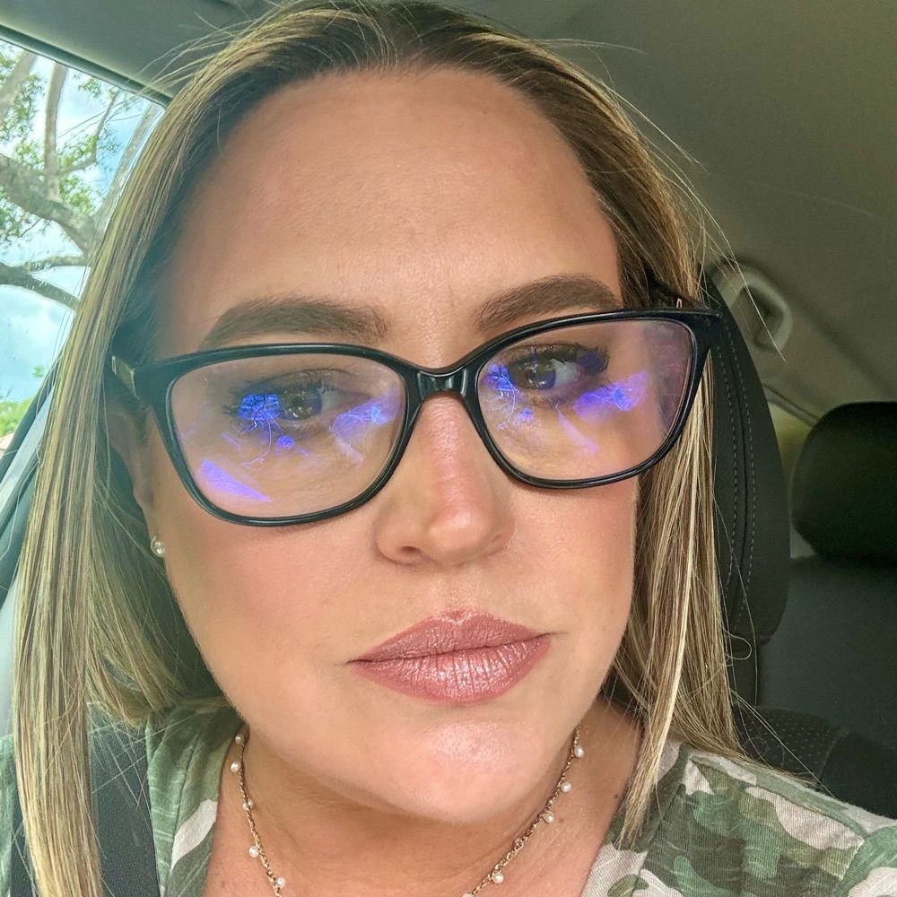 Manuela Velásquez