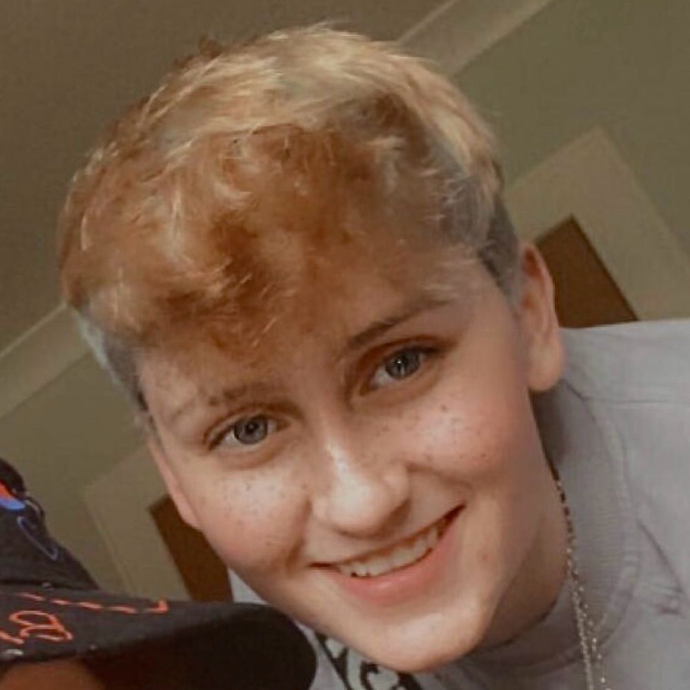 holly early