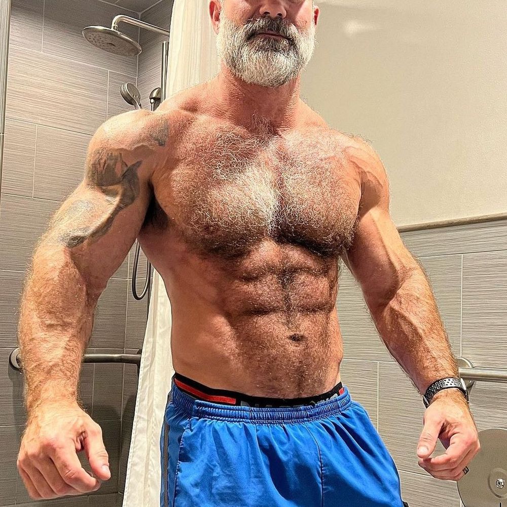 Profile picture hairydaddys.bsky.social