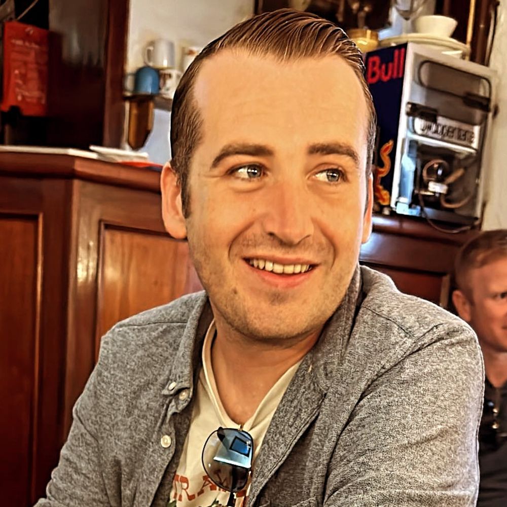 Cónal Thomas