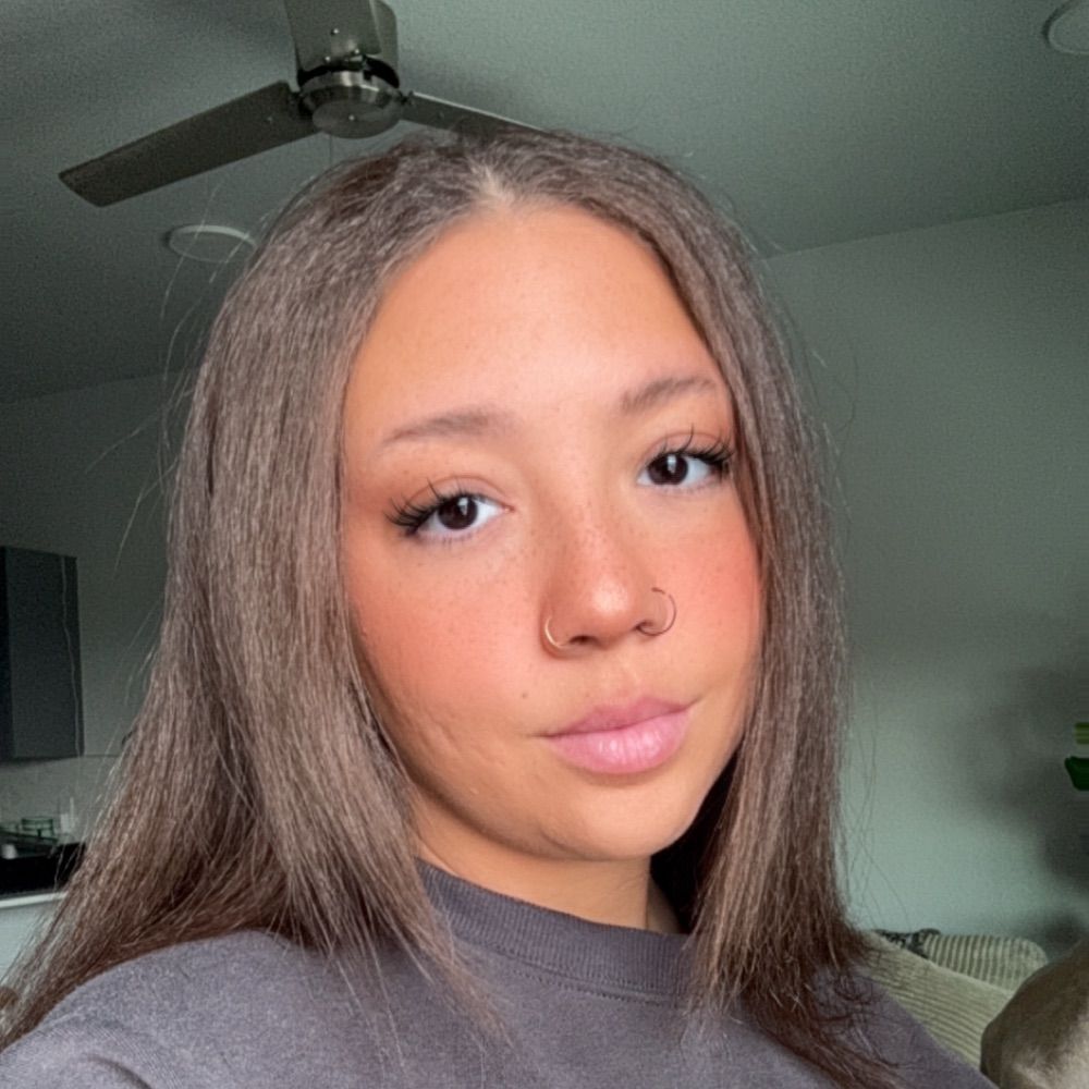 Hollee M