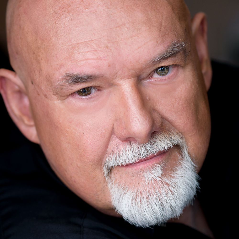 Mark B Avis