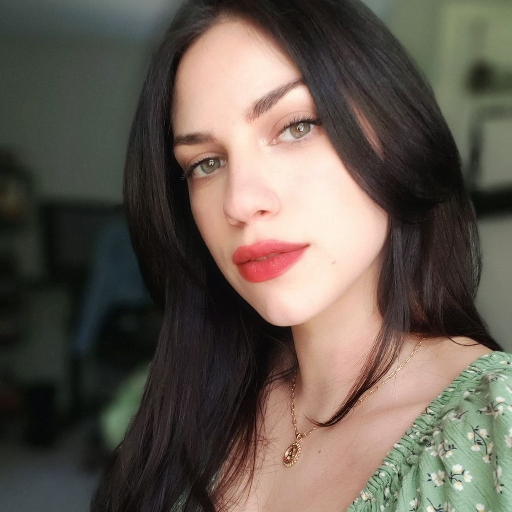 Alexandra Jury's avatar
