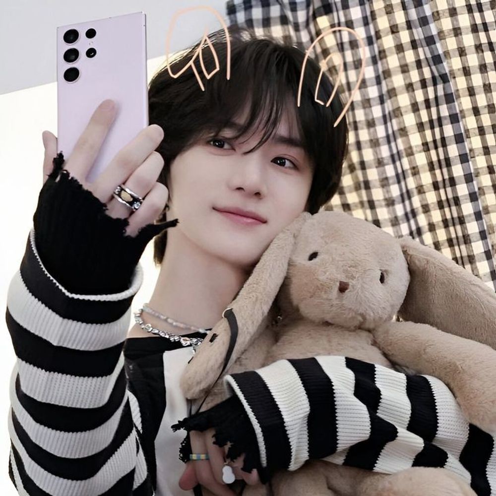 ayyaᡣ𐭩 || FB! 