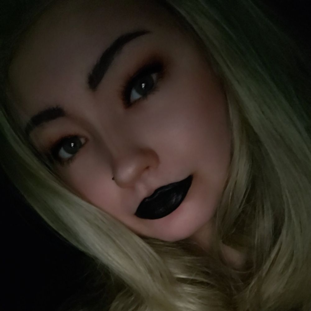 Sadie Velvet