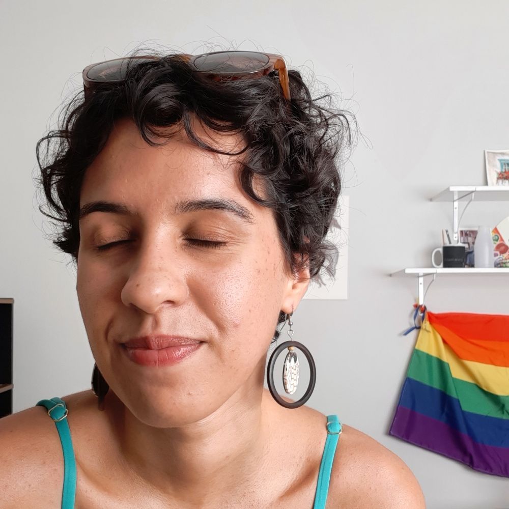 Beatriz (ela/dela)