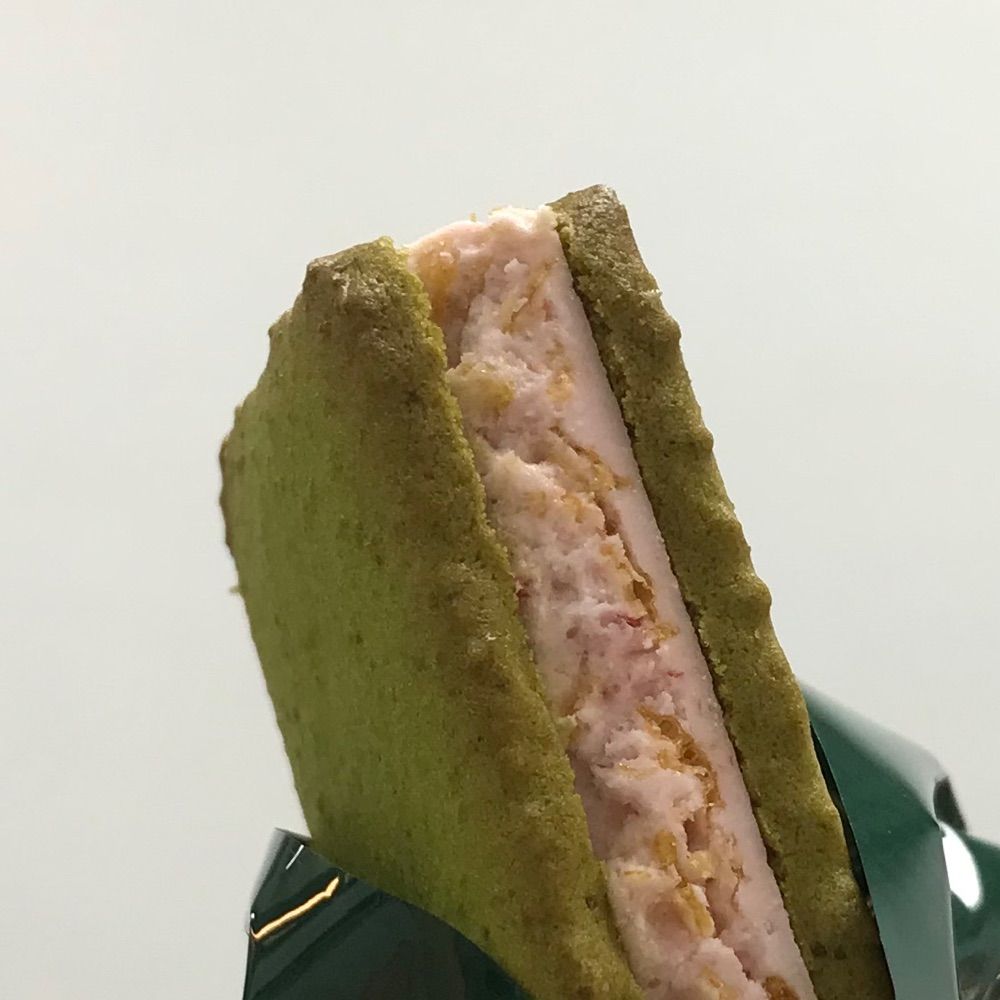 ais