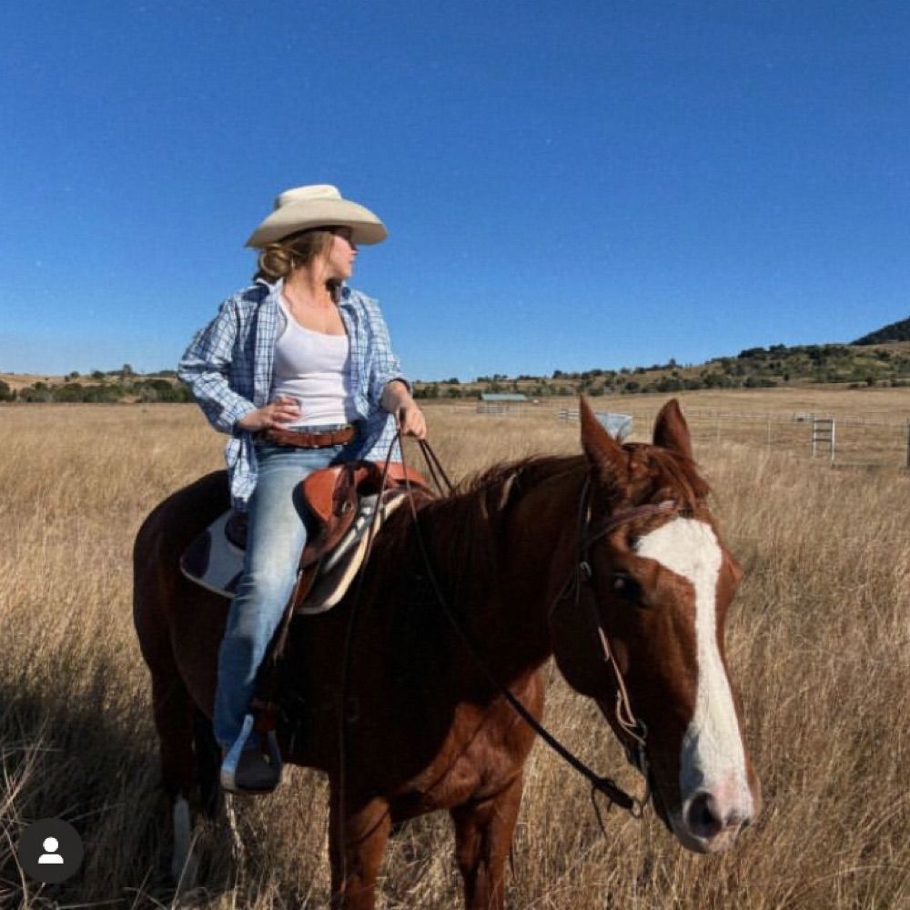 FarmerBelle25🧑‍🌾