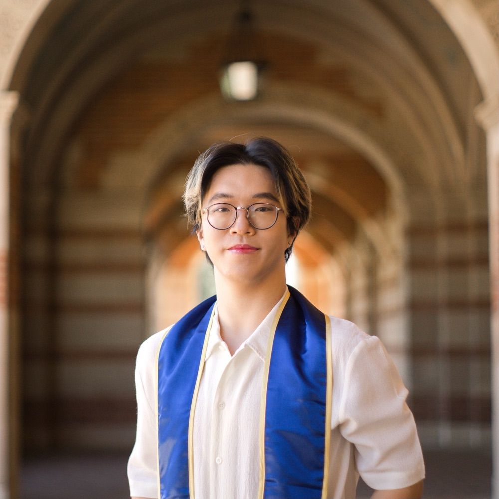 Vincent Runzhe Xu