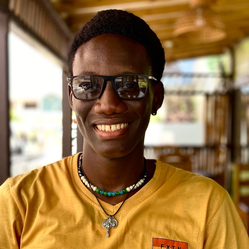 John Tristan Tench 🇱🇨🇱🇨