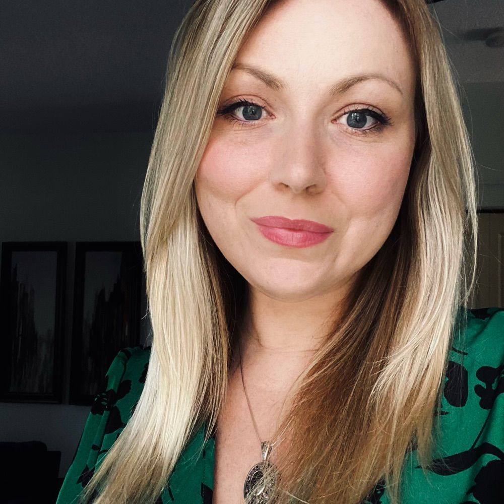 Jennifer Ostopovich
