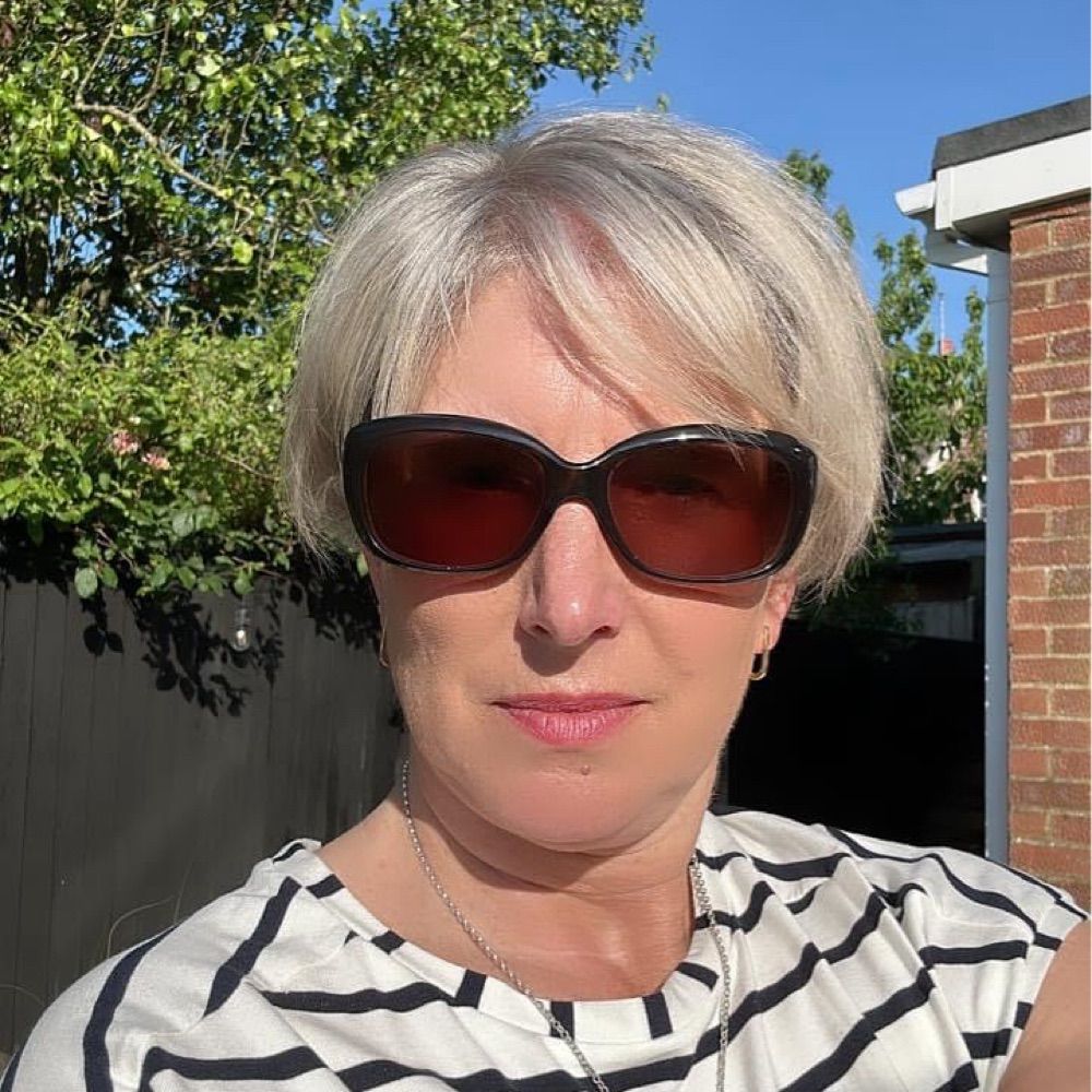 Louise Hutton