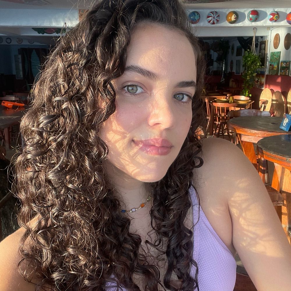 Valéria Campos 