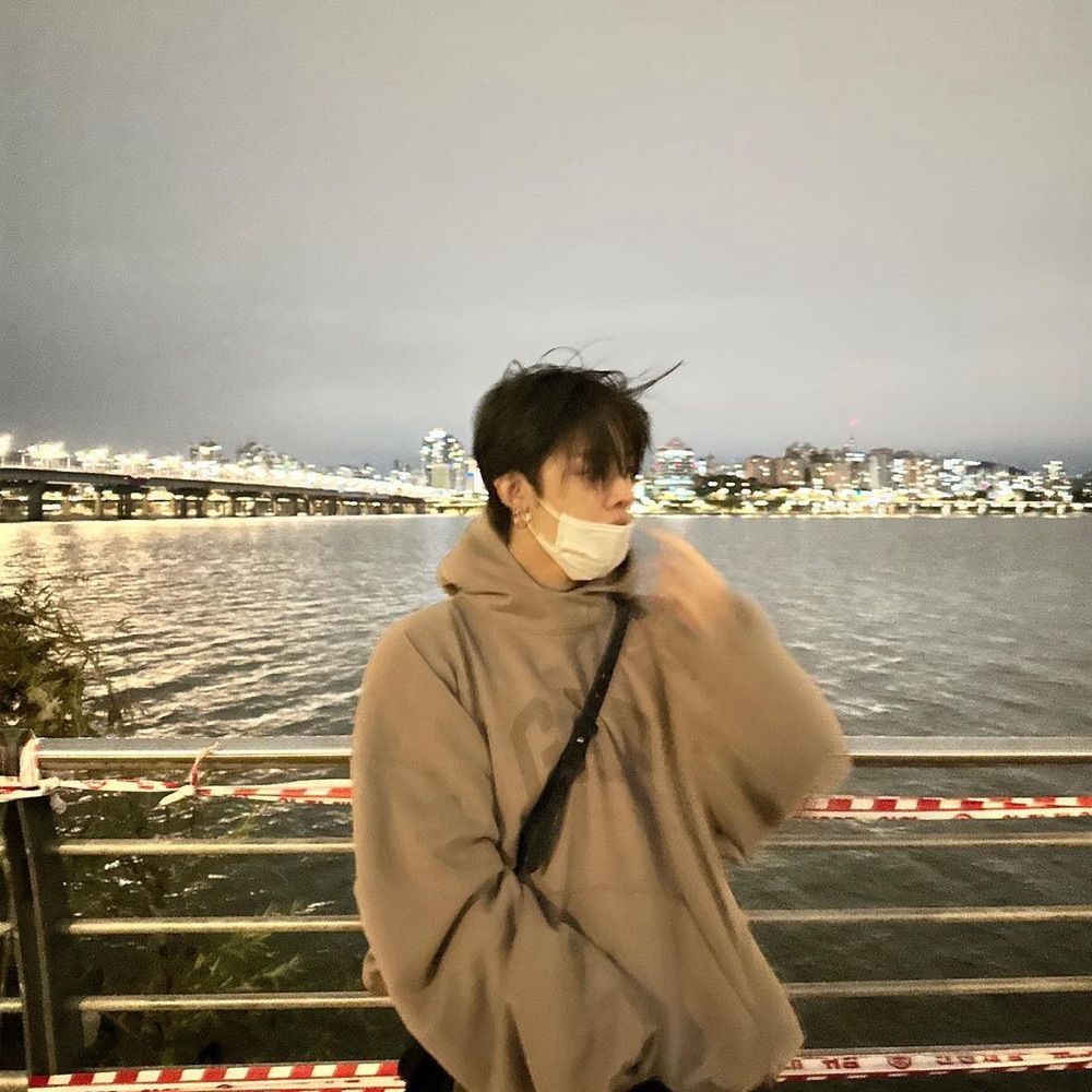 p. 💫