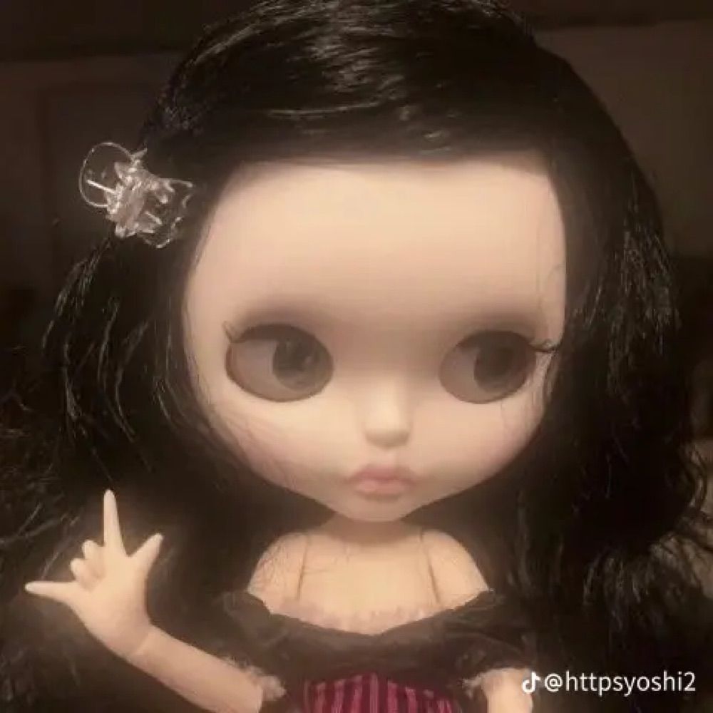 ♥ 𝐵𝑜𝓃𝒷𝑜𝓃 ♥